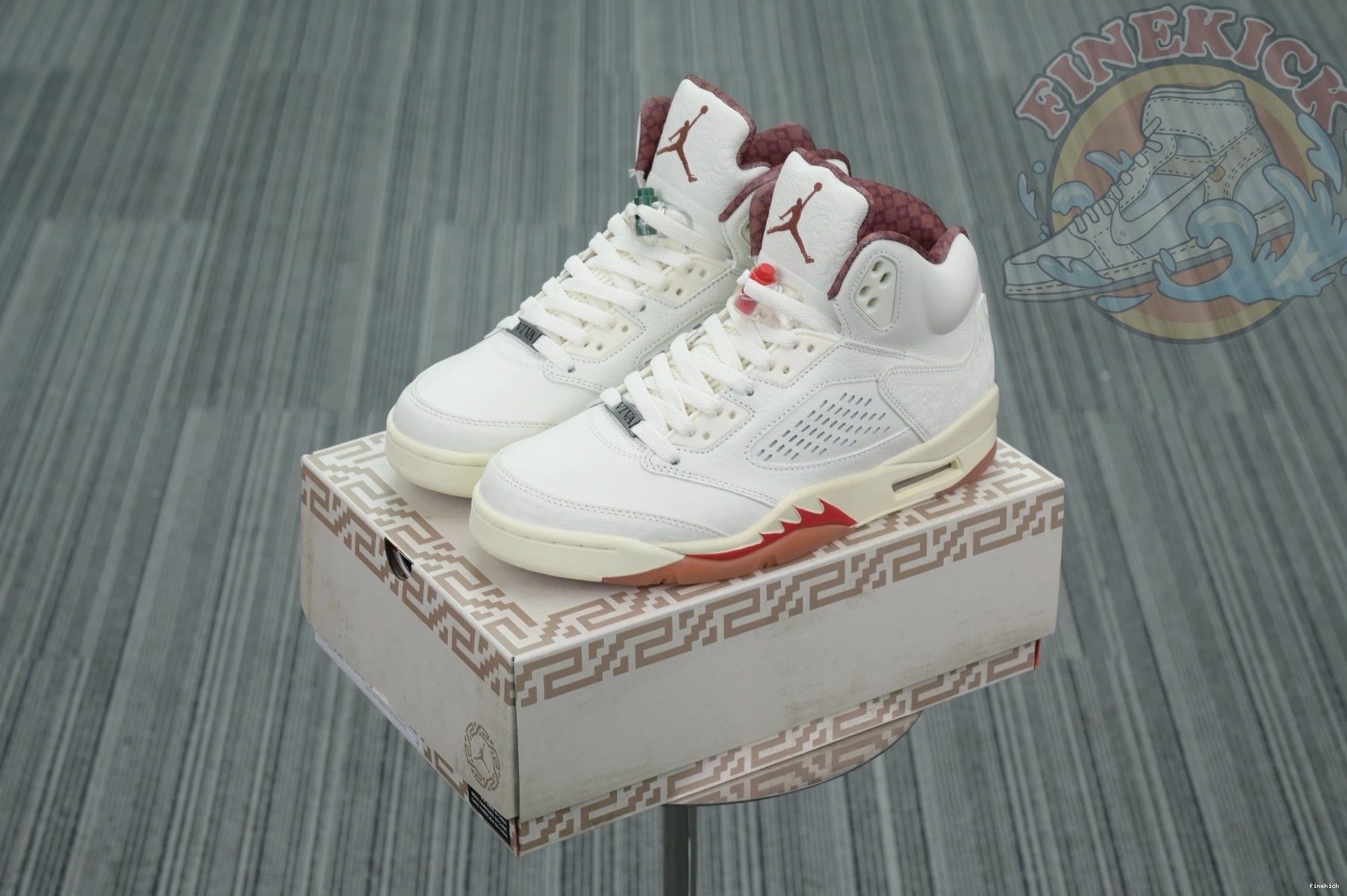 GRITO” Air 5“EL Jordan Jordan 0301